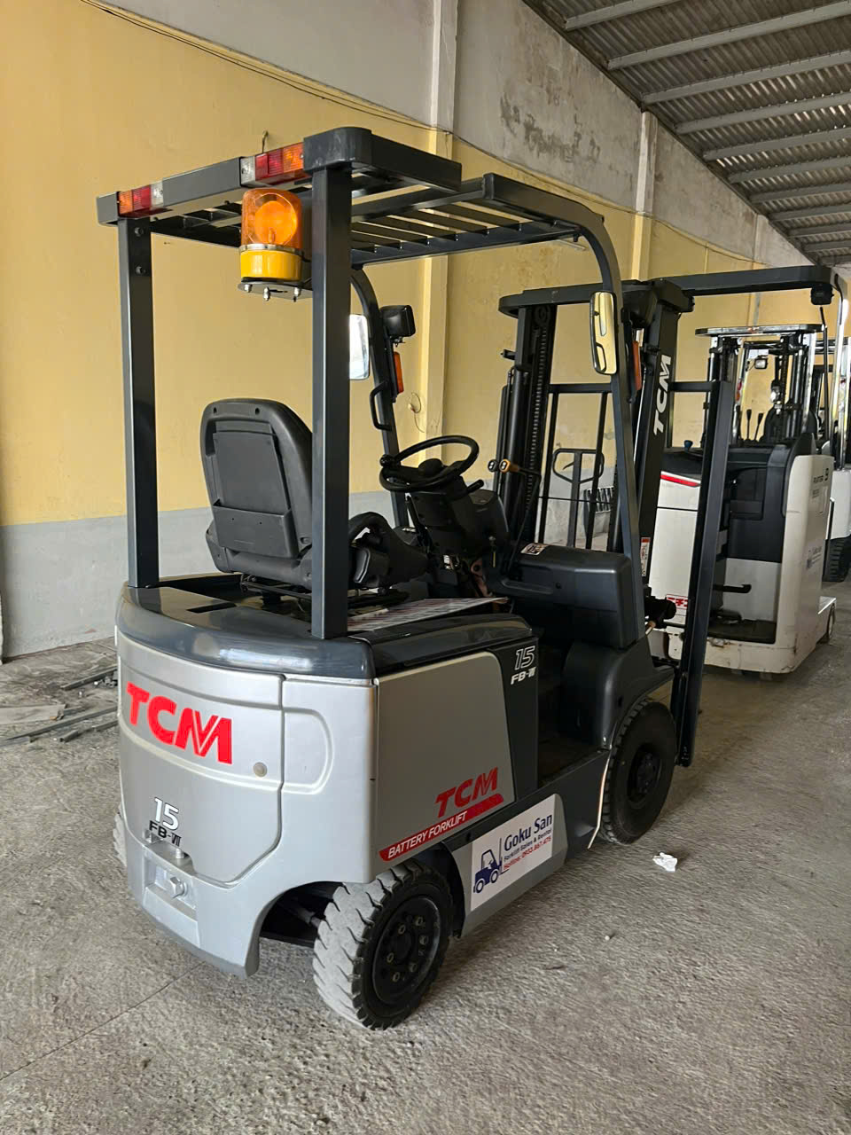 Xe nâng điện 1,5 tấn, thương hiệu TCM